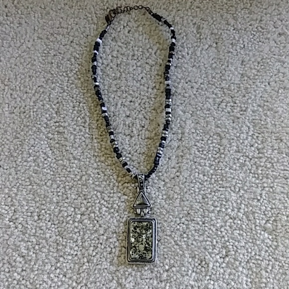 Necklace - Picture 1 of 1